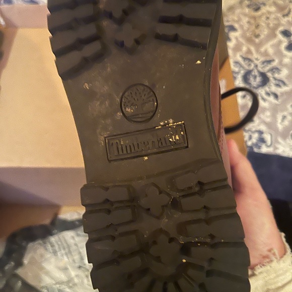 Timberland Hiking Boots. Made of fine leather & worn twice at best. Size 8.5… - Picture 8 of 10